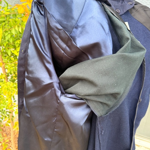 Must Have London Fog classic navy trench coat with removable lining - Picture 11 of 12